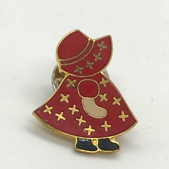VTG Lapel Pin - Picture 2 of 8
